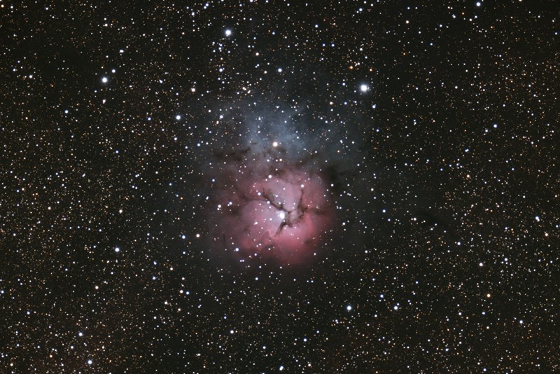 三裂星雲　M20